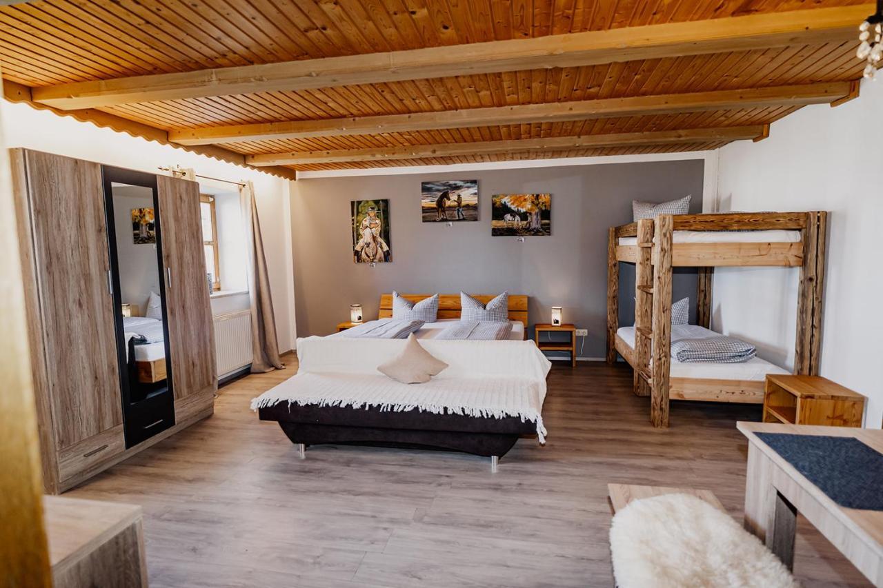 Landhotel Zum Matthiasl Bischofsreut Экстерьер фото