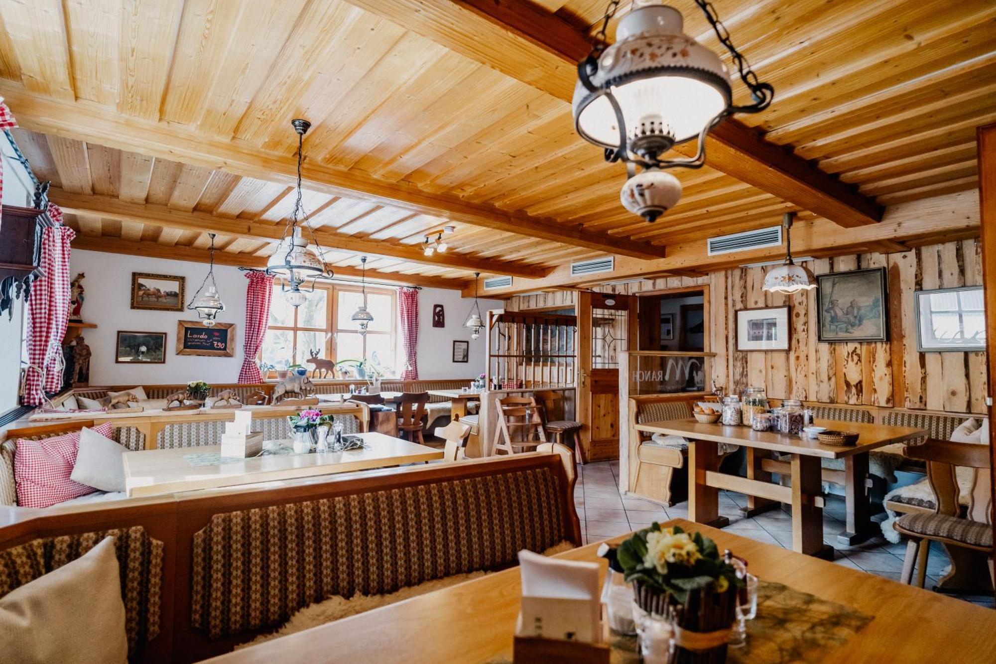 Landhotel Zum Matthiasl Bischofsreut Экстерьер фото