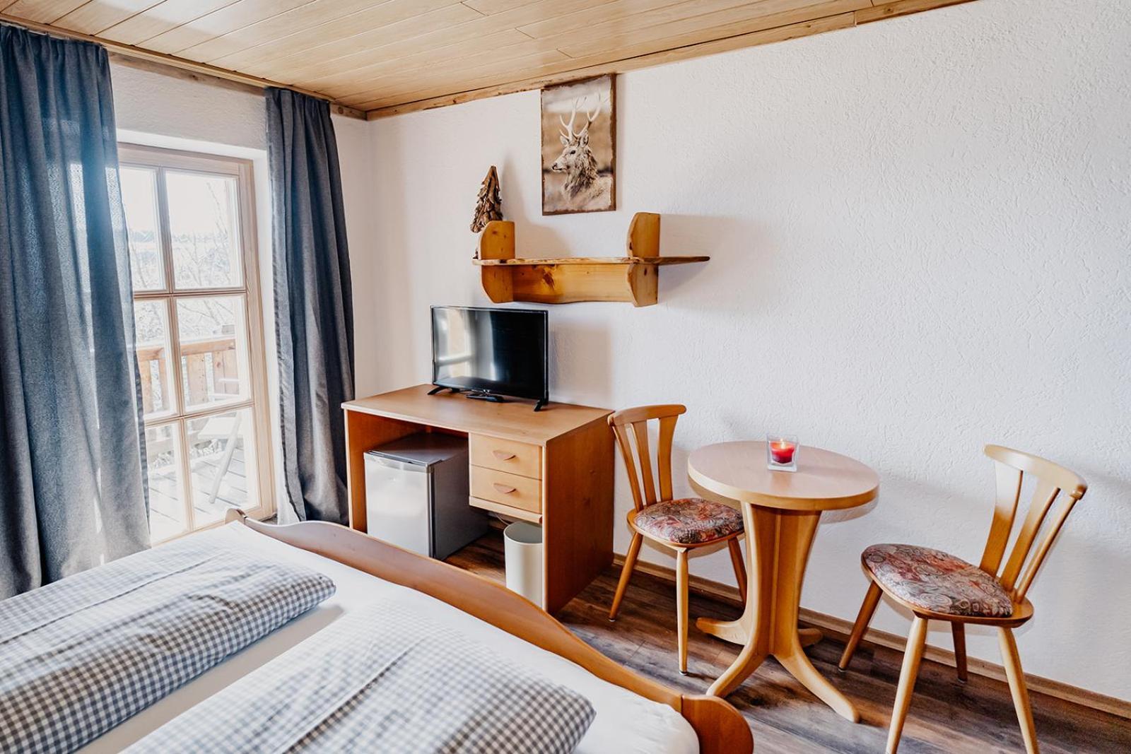 Landhotel Zum Matthiasl Bischofsreut Экстерьер фото